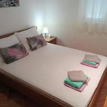 With Wifi - 15307 Makarska